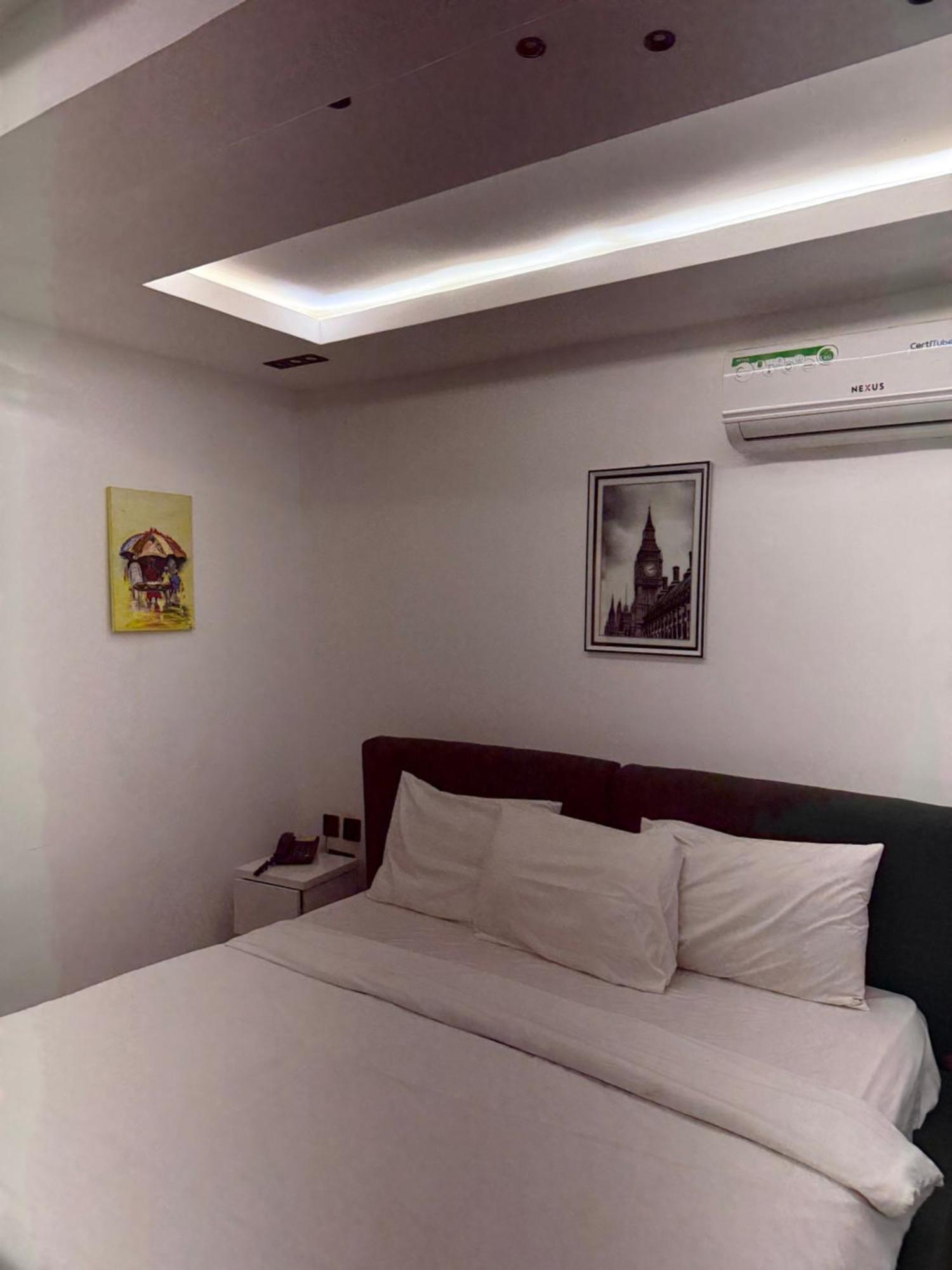 Austra Hotels And Apartments Maitama Abuja Exterior photo